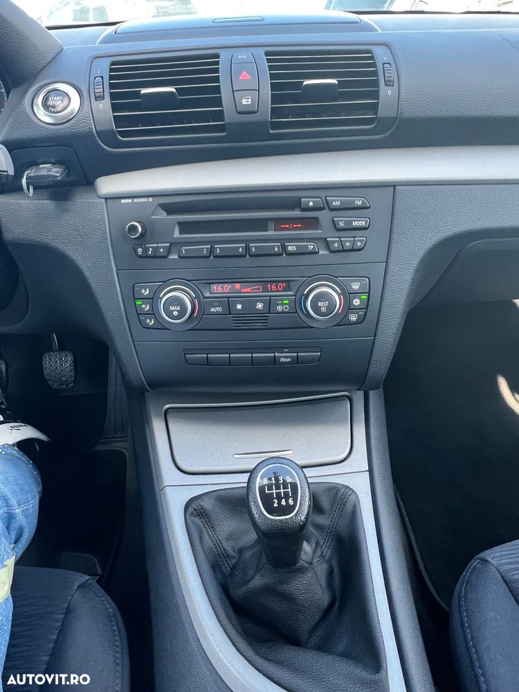 BMW Seria 1 118d - 13