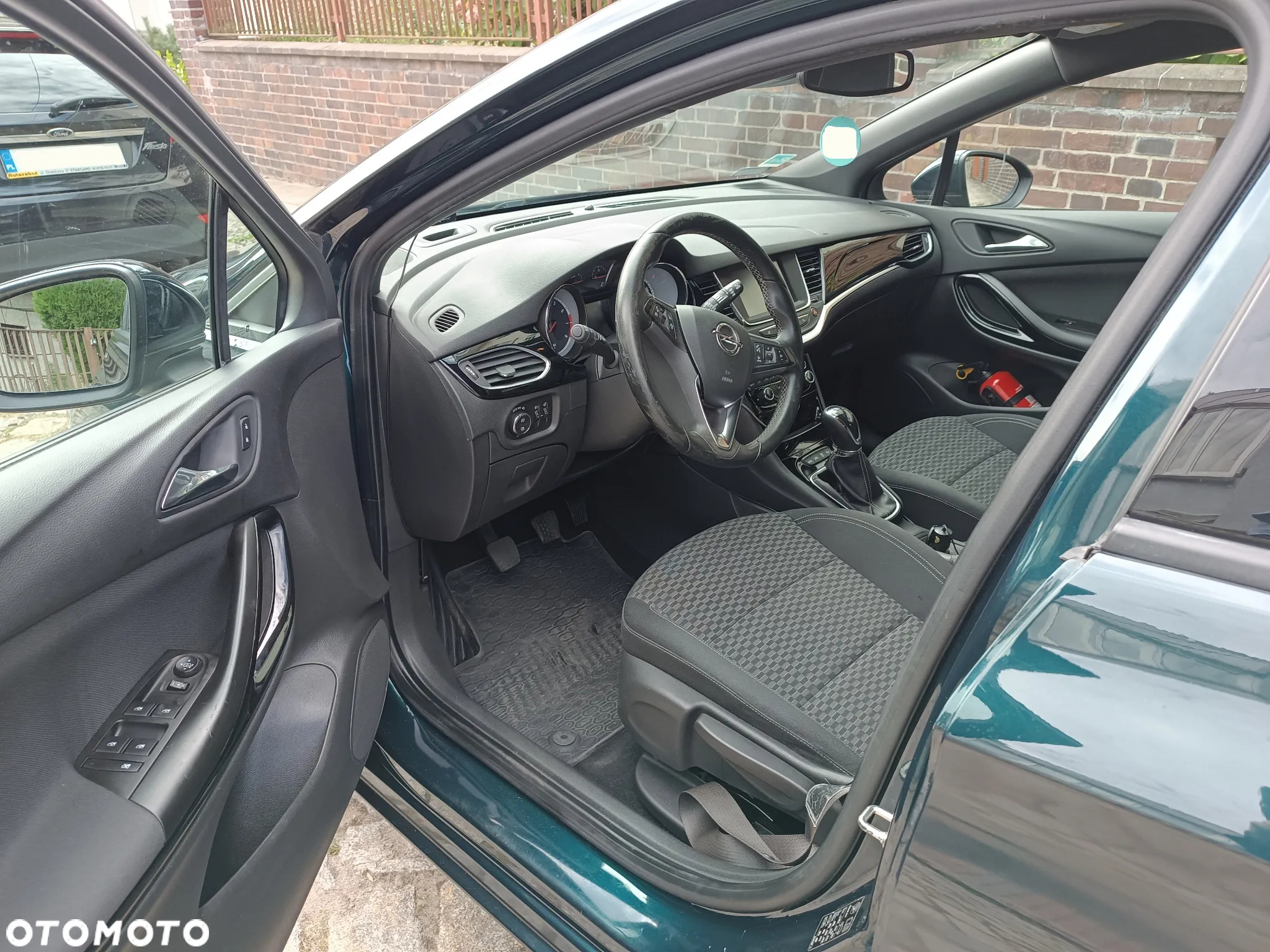 Opel Astra V 1.4 T Enjoy - 10