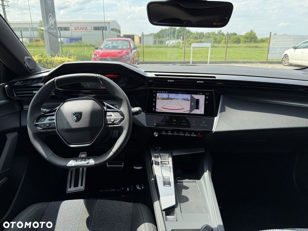 Peugeot 408 - 15
