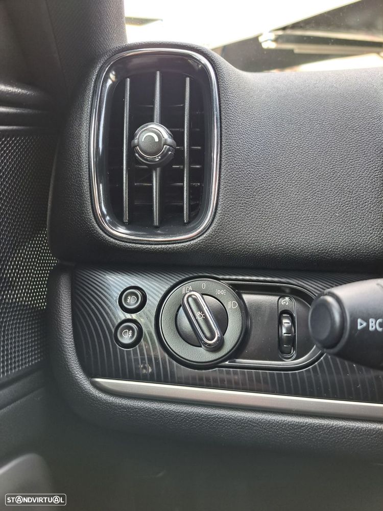 MINI Countryman Cooper SE ALL4 Auto - 8