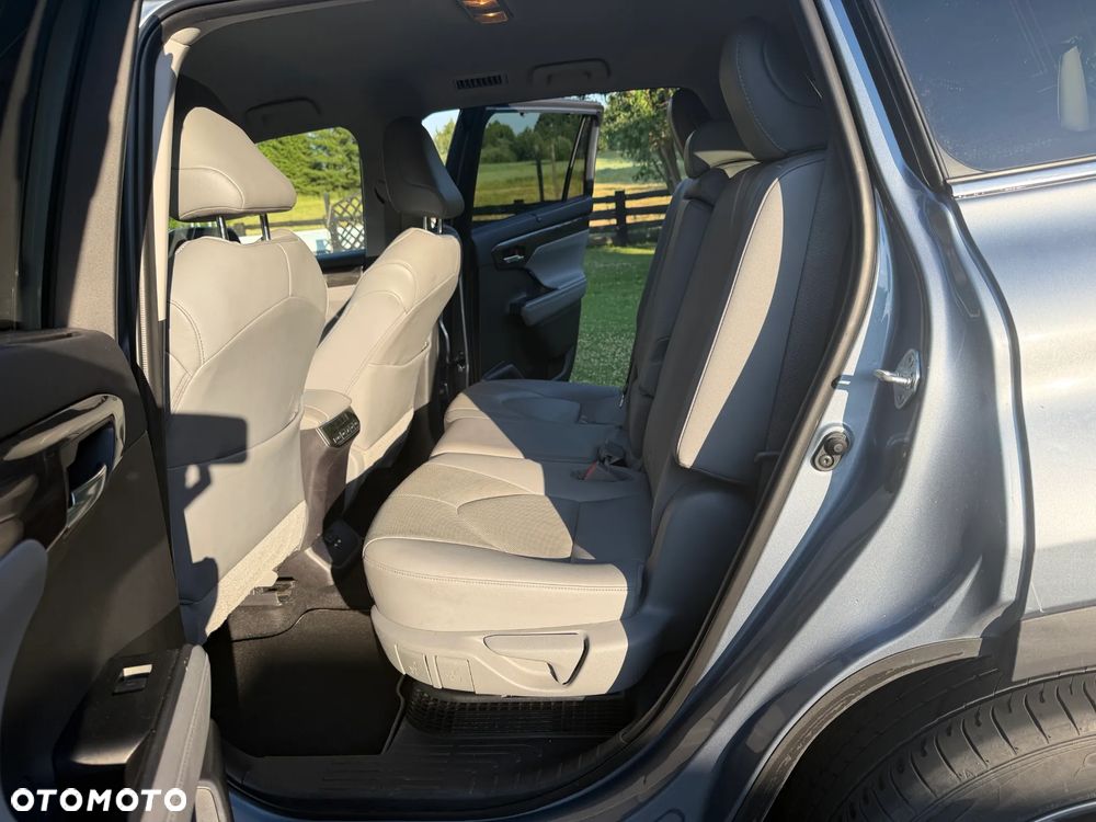 Toyota Highlander 2.5 Hybrid Prestige - 10