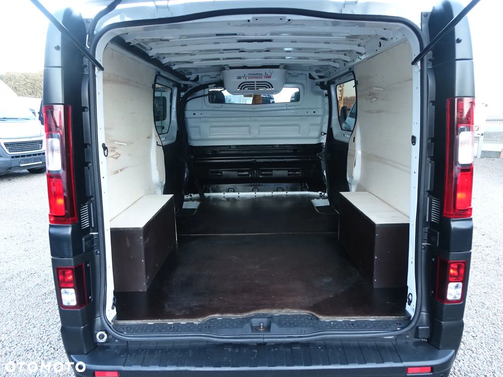 Renault Trafic chłodnia do przewozu leków LONG L2H1 - 14