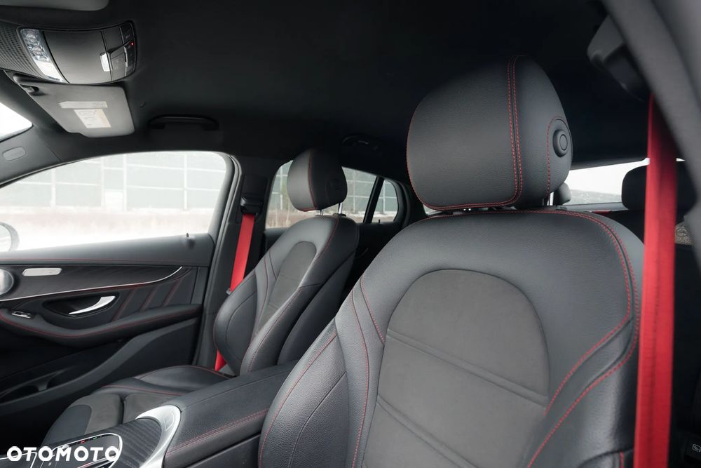 Mercedes-Benz GLC AMG 43 4Matic 9G-TRONIC - 33