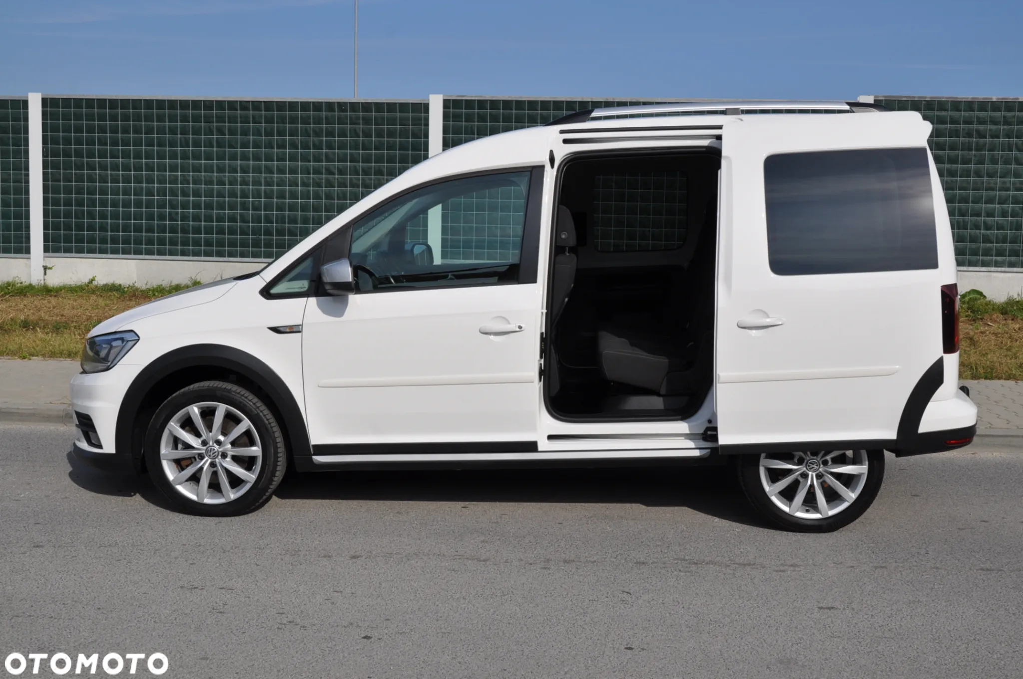 Volkswagen Caddy 2.0 TDI Alltrack 4Motion DSG - 28