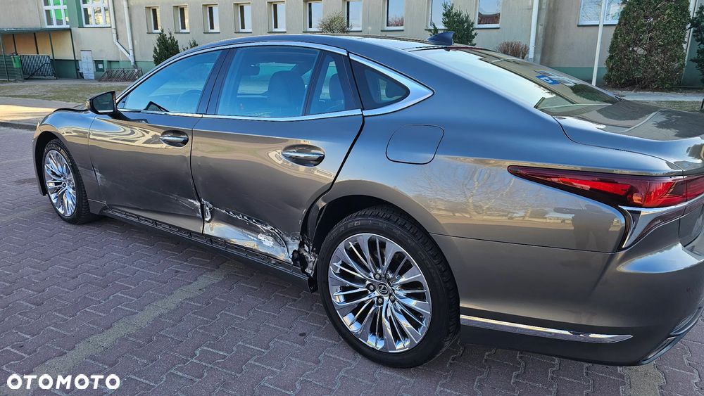 Lexus LS 500 Prestige AWD - 9