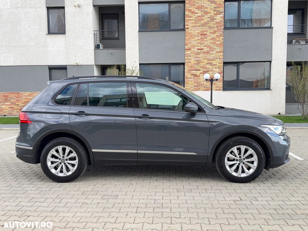 Volkswagen Tiguan - 14
