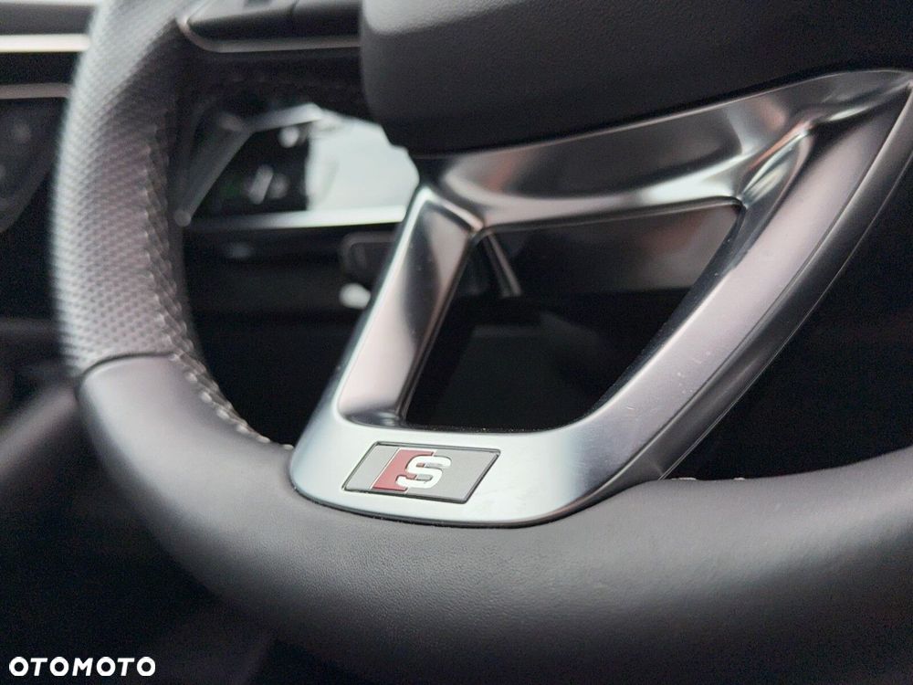 Audi Q8 - 22