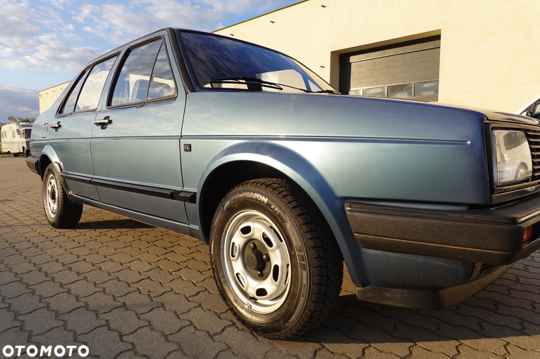 Volkswagen Jetta 1.3 CL - 21
