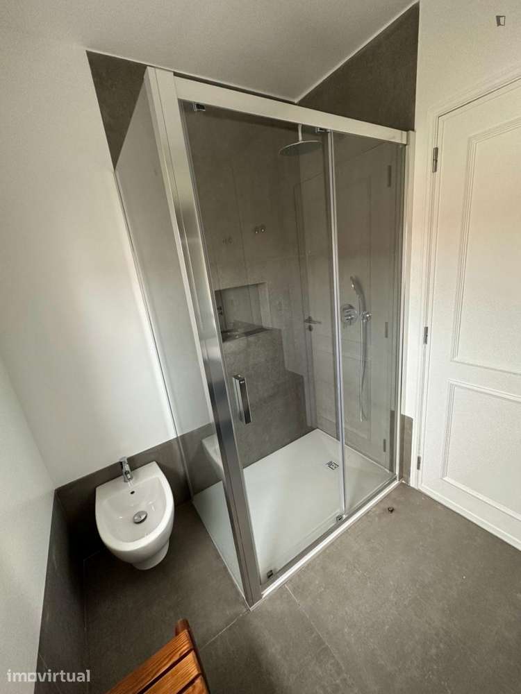 Quarto - localizado em Estoril Lisbon - Grande imagem: 4/16