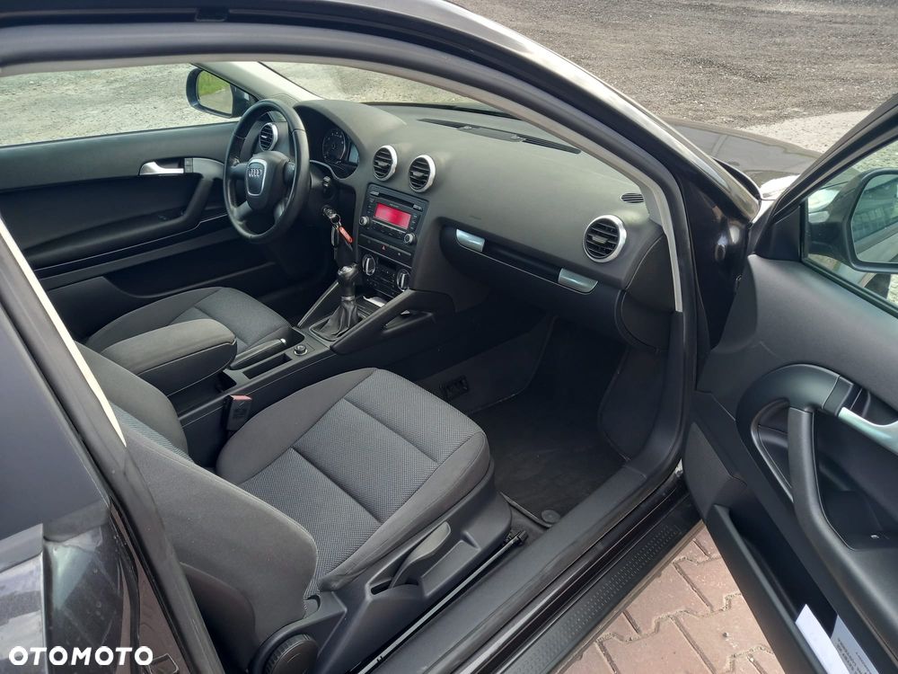 Audi A3 3-drzwiowe 1.6 Limited Edition - 14