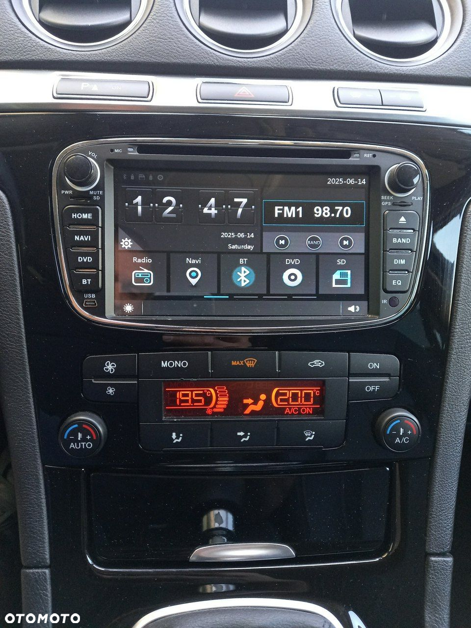 Ford S-Max 2.0 TDCi Titanium - 34