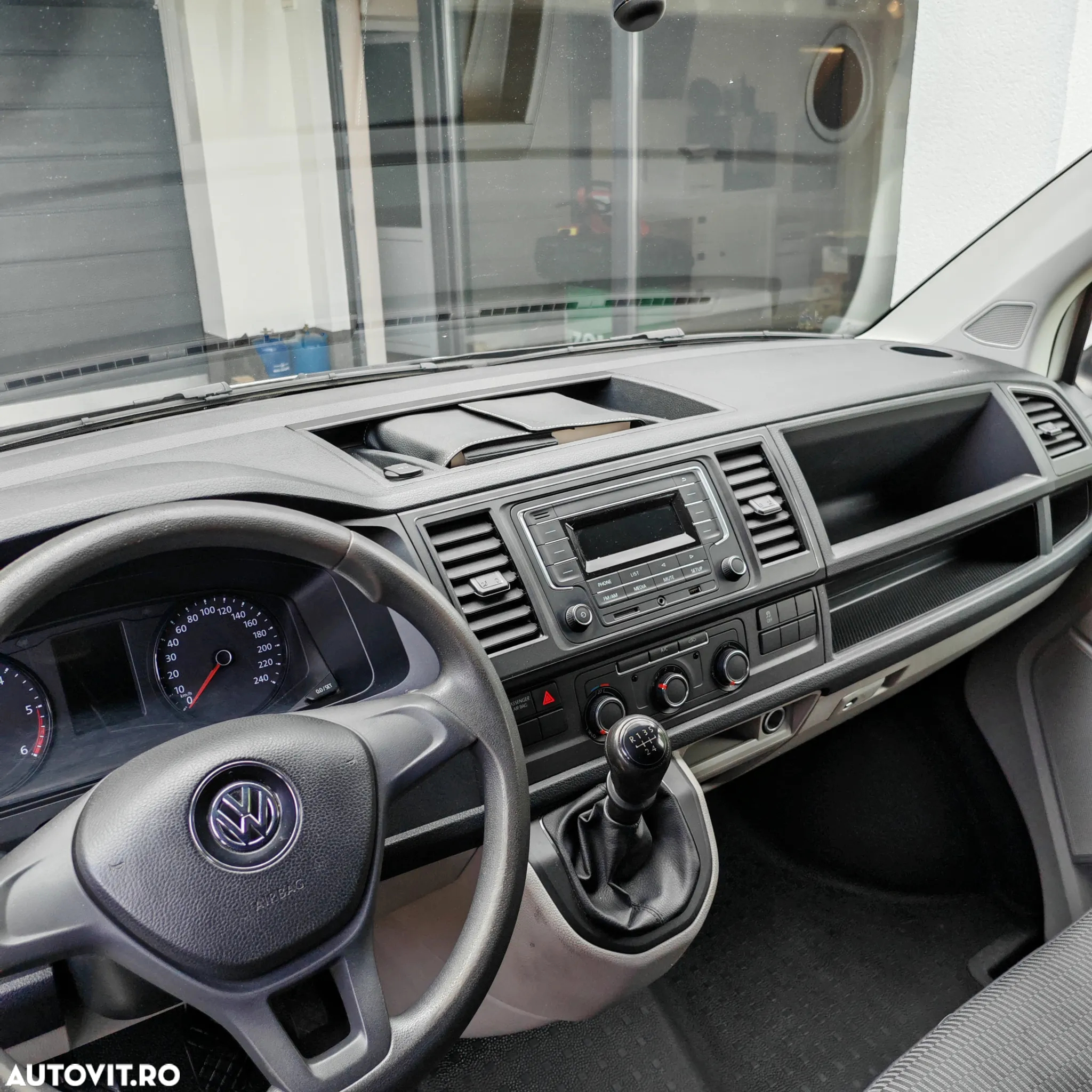 Volkswagen Transporter - 7