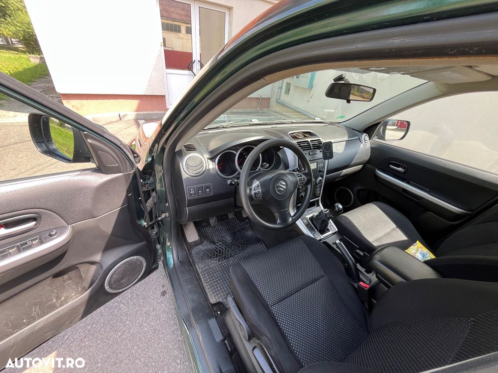 Suzuki Grand Vitara 1.9 DDIS Navi - 12