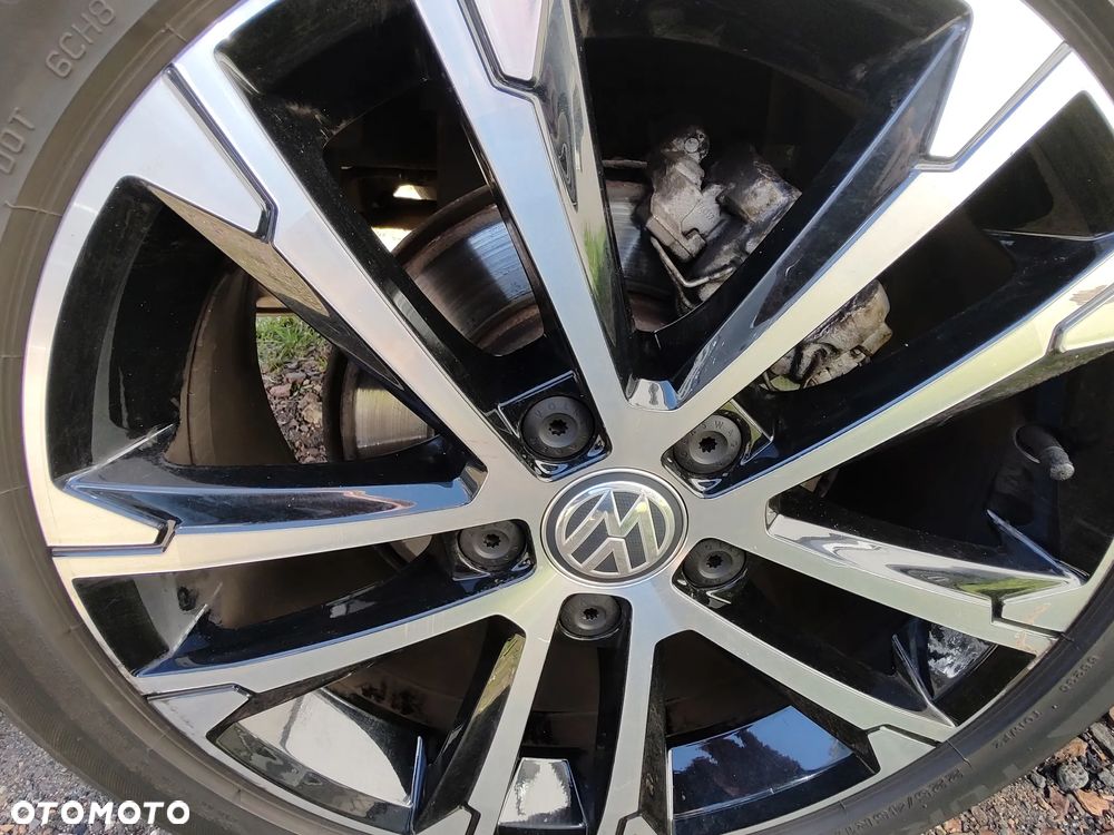 Volkswagen Golf - 31