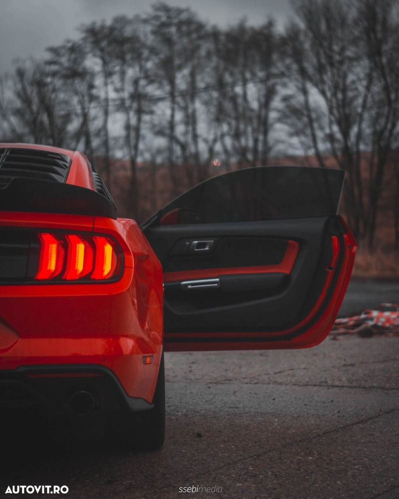 Ford Mustang - 2