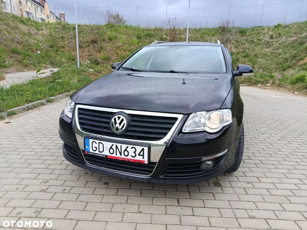 Volkswagen Passat 2.0 TDI Comfortline - 11