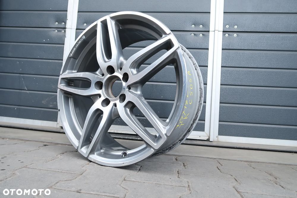 C505A Felga Mercedes A1764010700 7,5x18et52 - 5