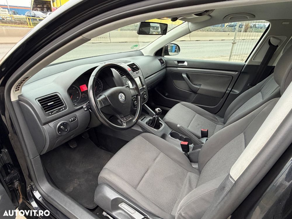 Volkswagen Jetta 1.9 TDI DPF United - 23