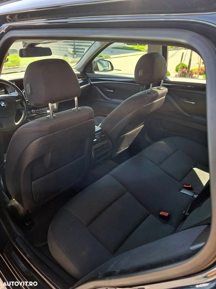 BMW Seria 5 520d Aut. - 10