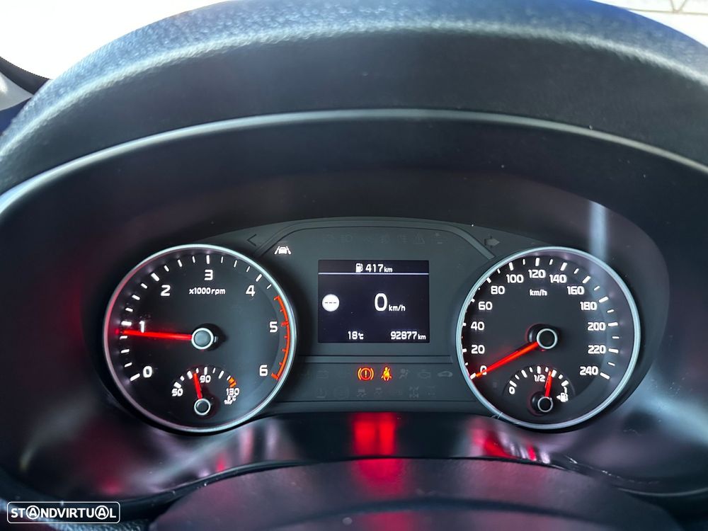 Kia Sportage 1.6 CRDI ISG MHEV Drive - 24