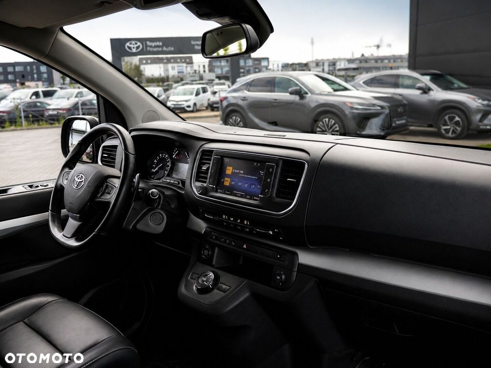Toyota Proace Verso 2.0 D4-D Long VIP - 21