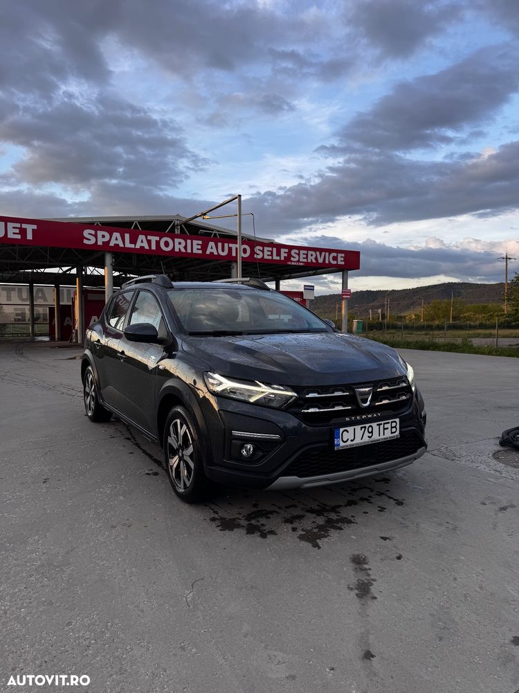 Dacia Sandero TCe 90 MT5 Expression - 1