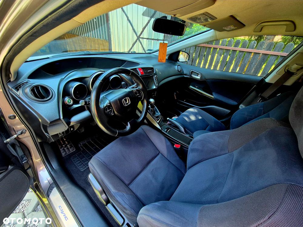 Honda Civic 1.8 Executive - 9