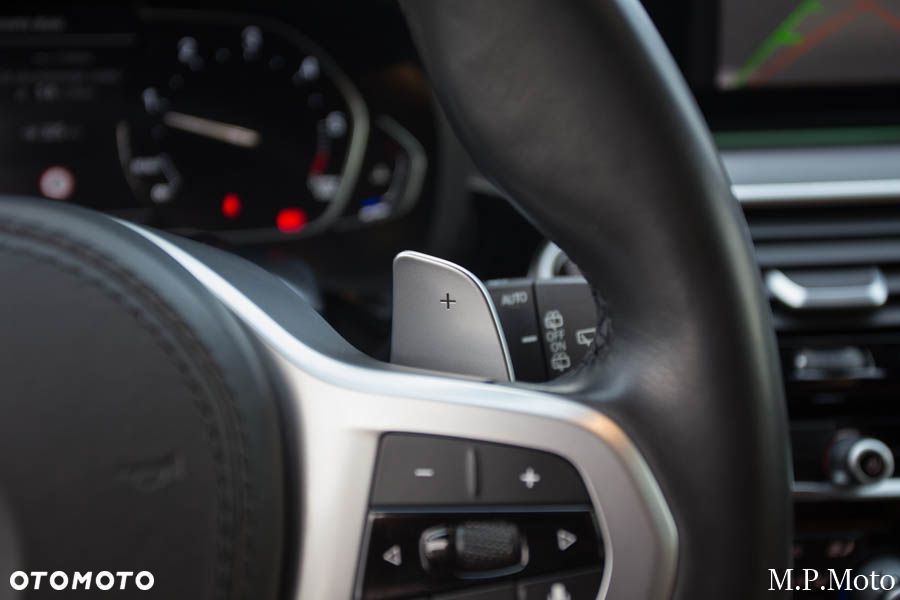 BMW Seria 5 520d M Sport Edition - 28