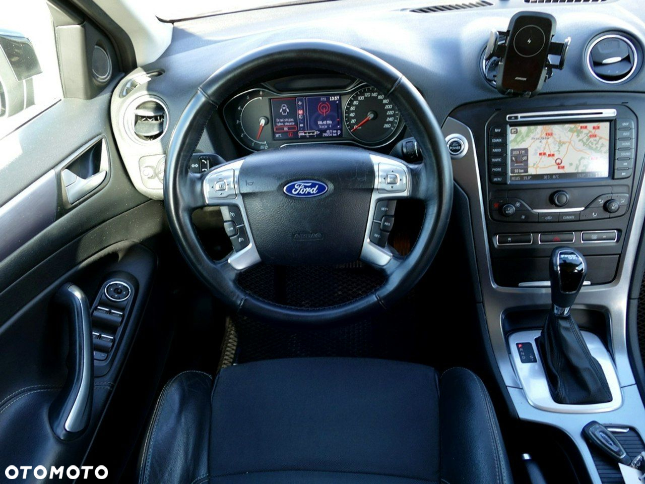 Ford Mondeo 2.0 TDCI Titanium X - 22