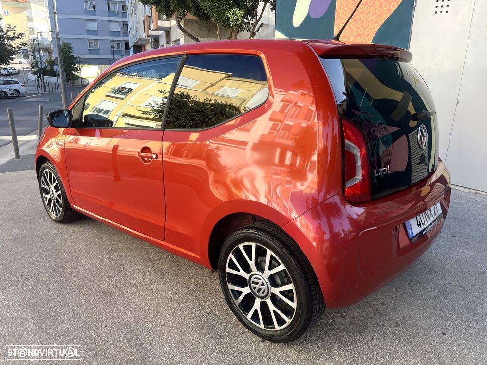 VW Up! 1.0 Groove Auto - 8