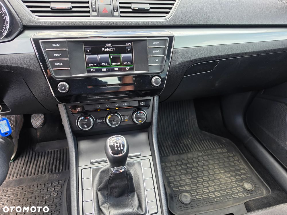 Skoda Superb 1.4 TSI ACT Active - 9