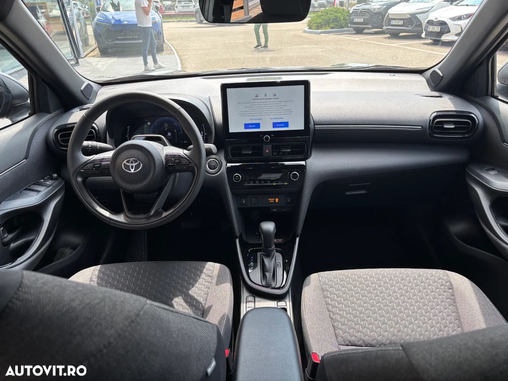 Toyota Yaris Cross 1.5 VVT-i HSD 4x2 Dynamic - 19