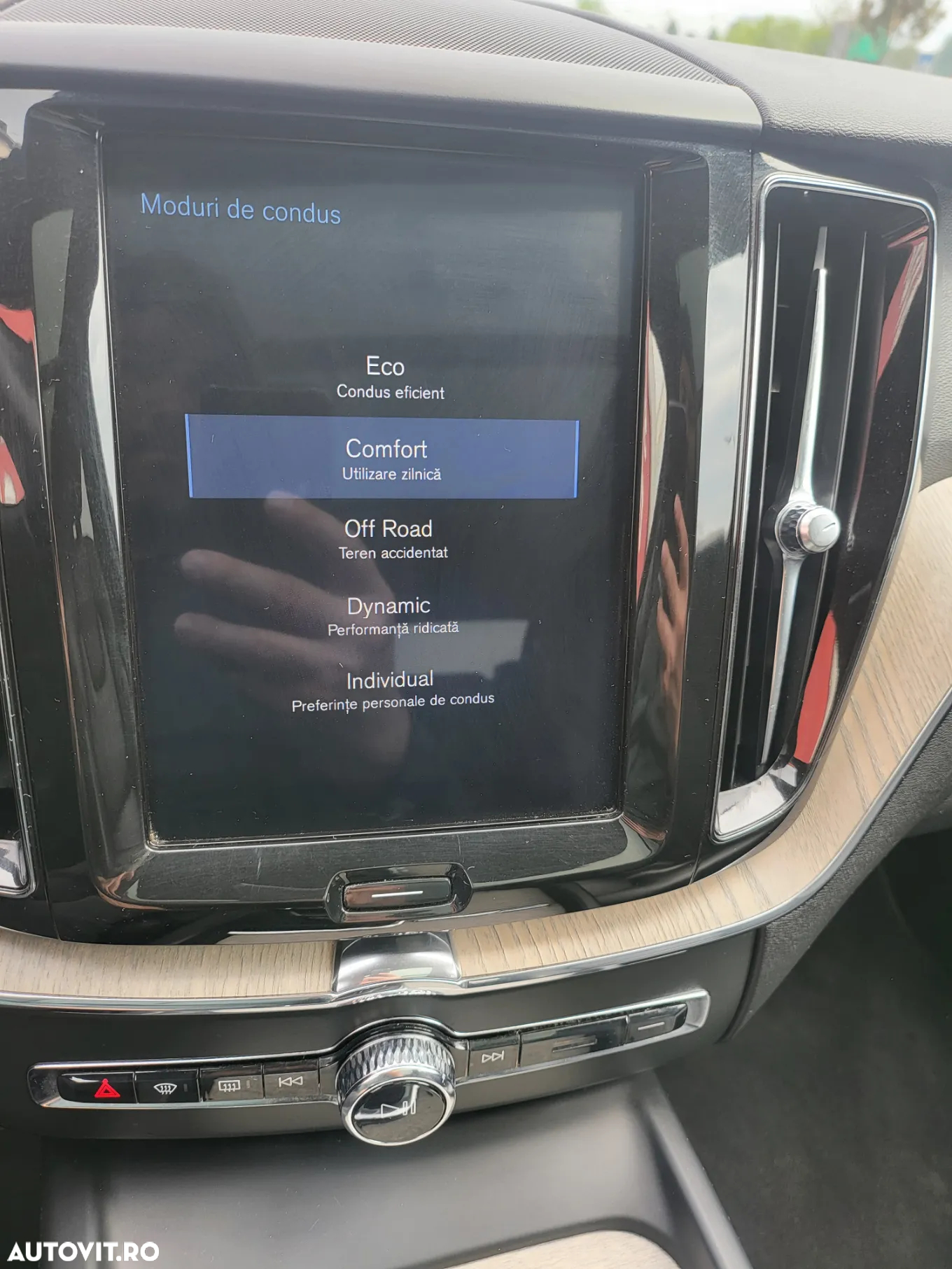 Volvo XC 60 D5 AWD Inscription - 9