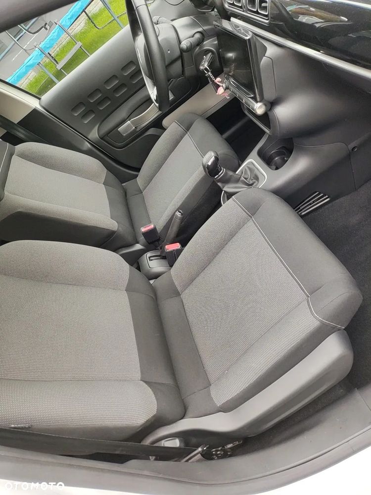 Citroën C3 1.2 PureTech Shine - 18