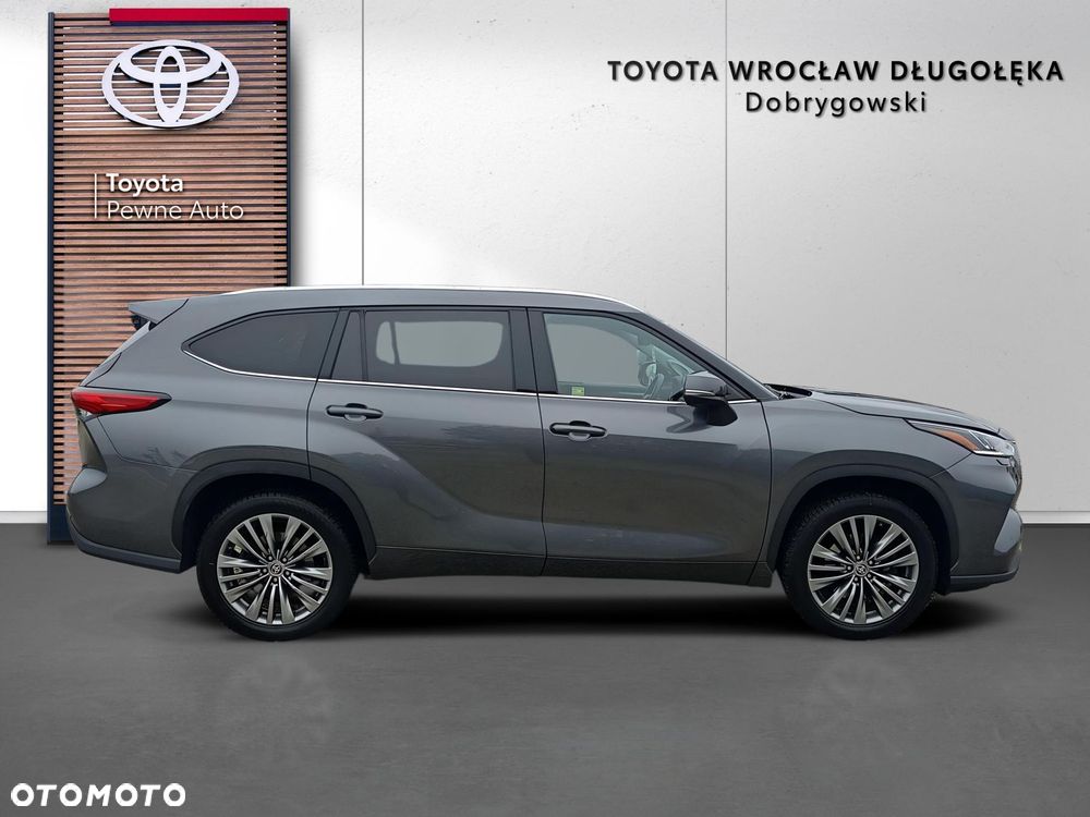 Toyota Highlander - 8
