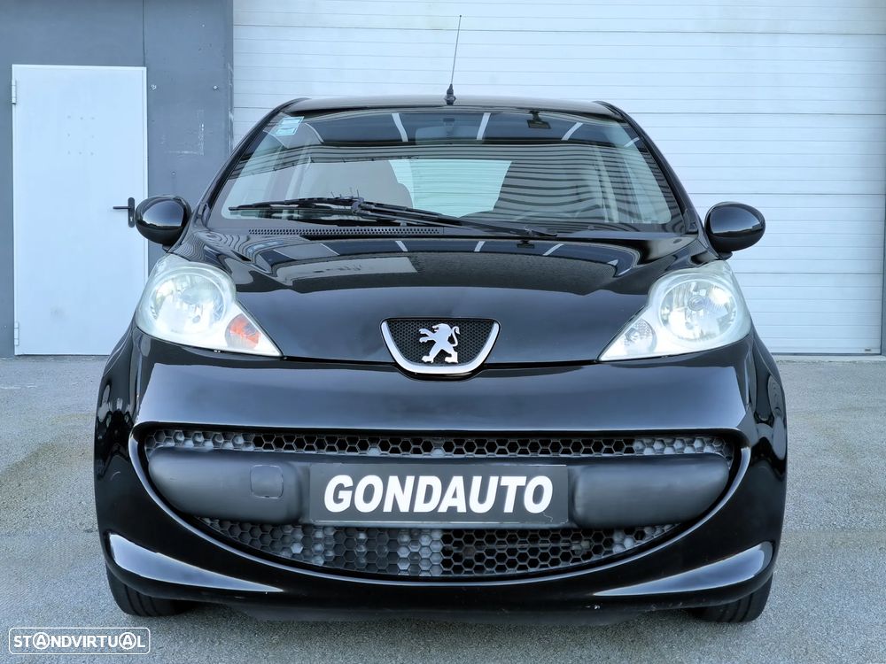 Peugeot 107 1.0 Urban - 2