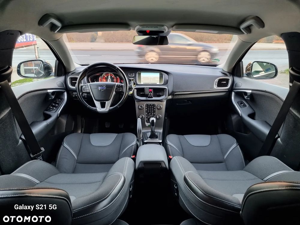 Volvo V40 D4 Kinetic - 15