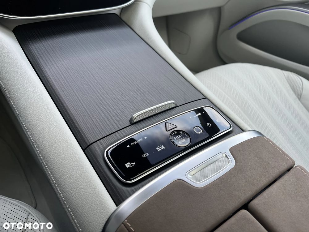 Mercedes-Benz EQS - 18