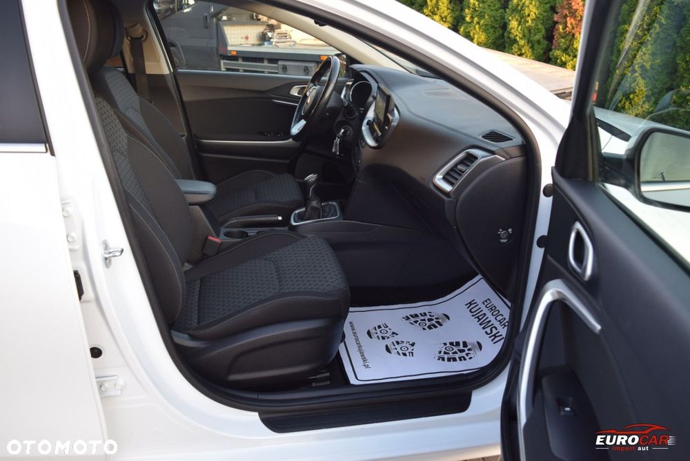 Kia Ceed 1.4 T-GDI L Business Line - 15