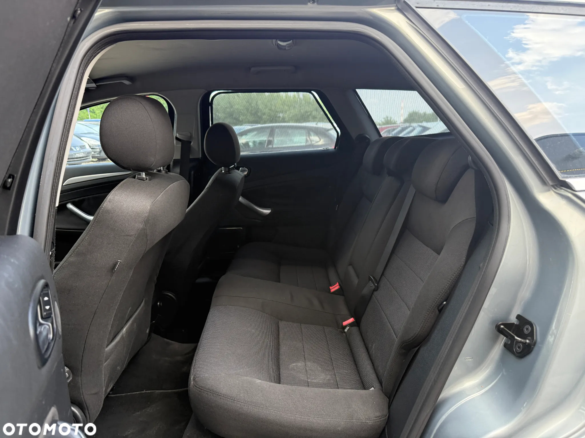 Ford Mondeo 2.0 FF Titanium - 25