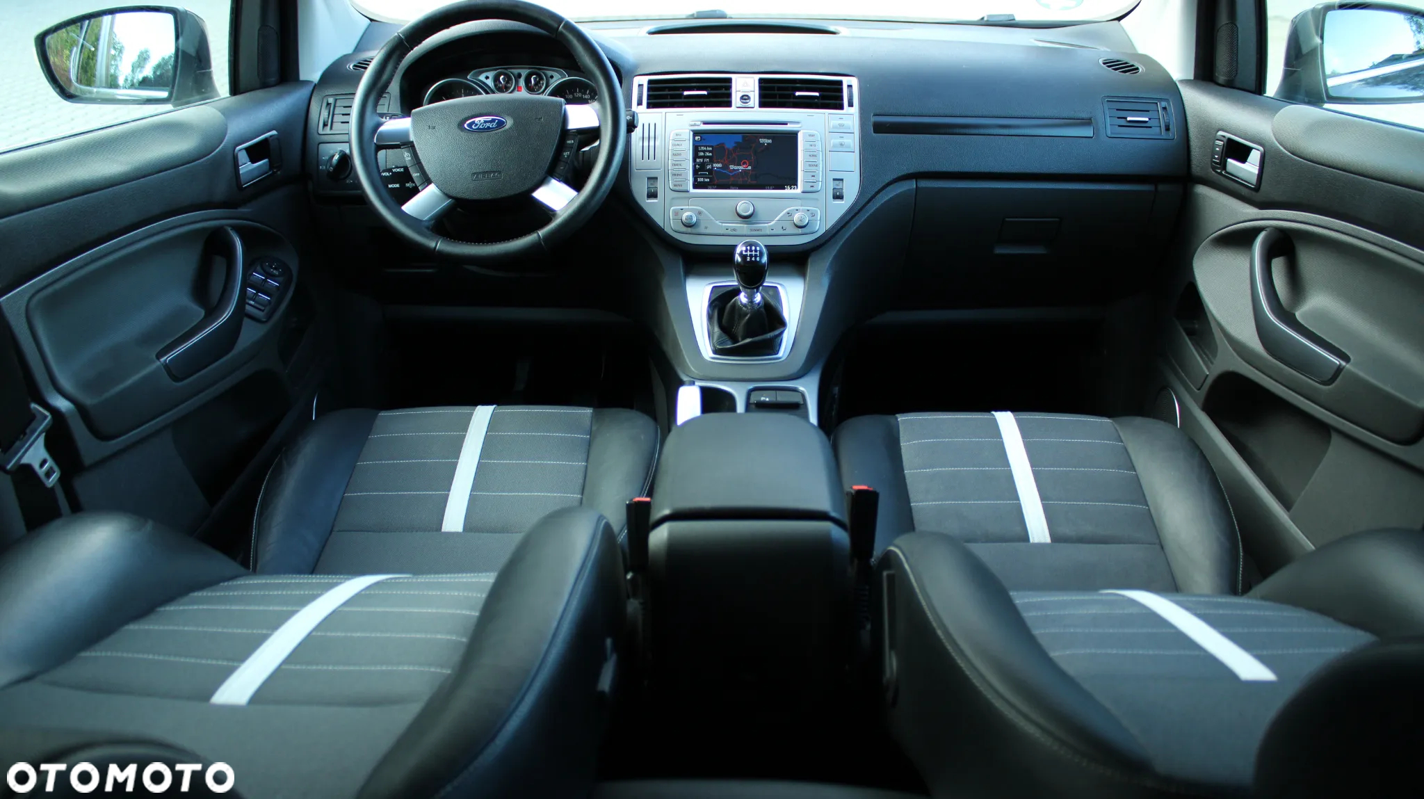 Ford Kuga 2.0 TDCi Titanium S - 20