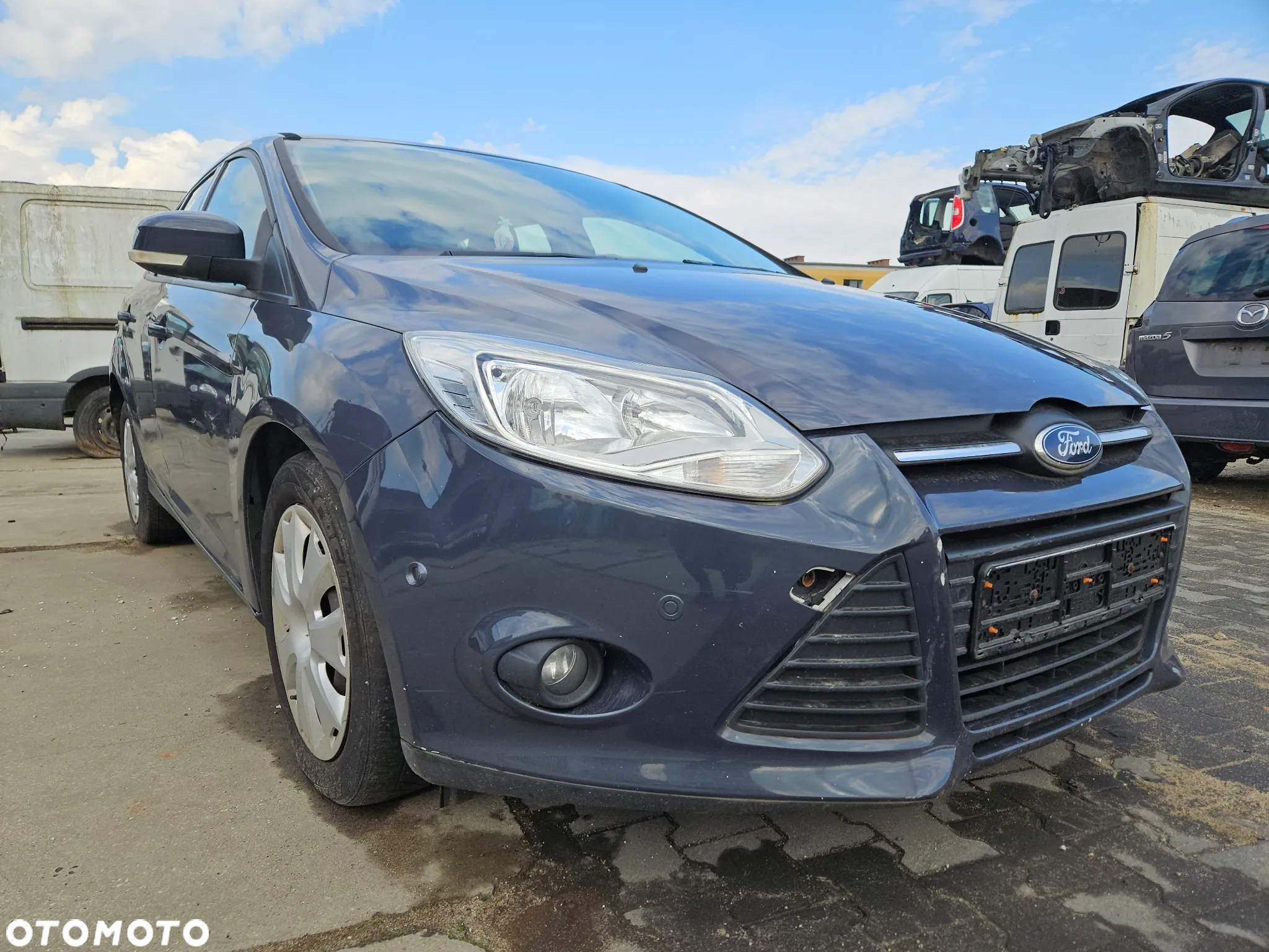 Zderzak przód przedni pod 6x PDC Ford Focus Mk3 kombi lak. EB 2012r - 3