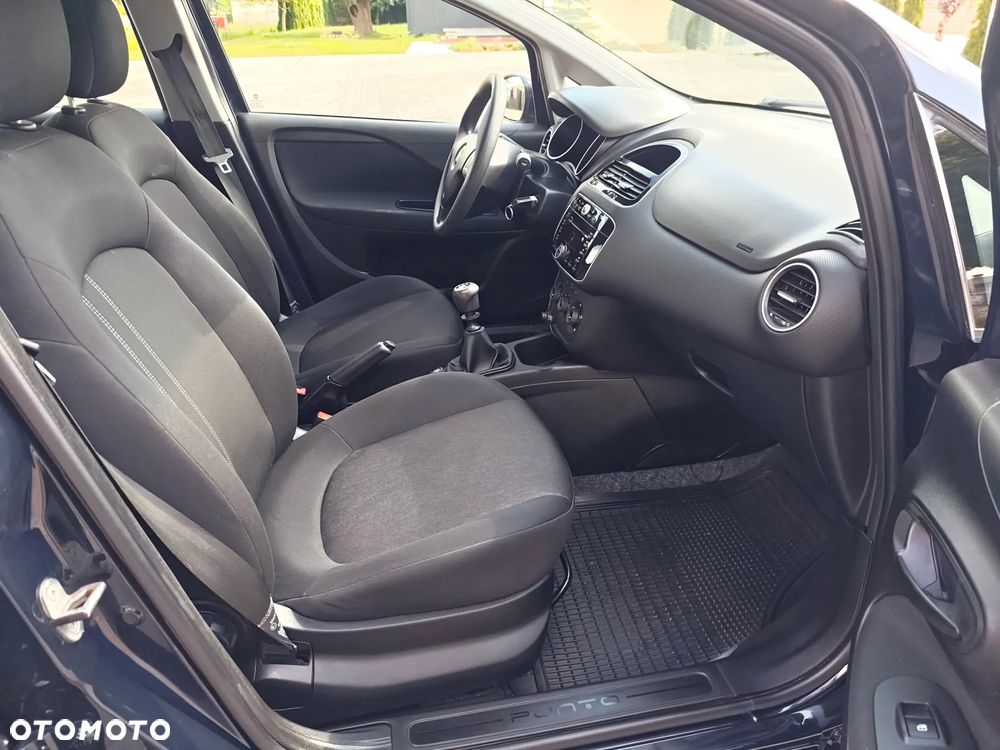 Fiat Punto 1.4 Easy S&S - 9