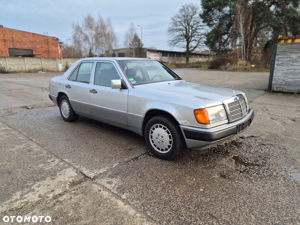 Mercedes-Benz W124 (1984-1993) - 2