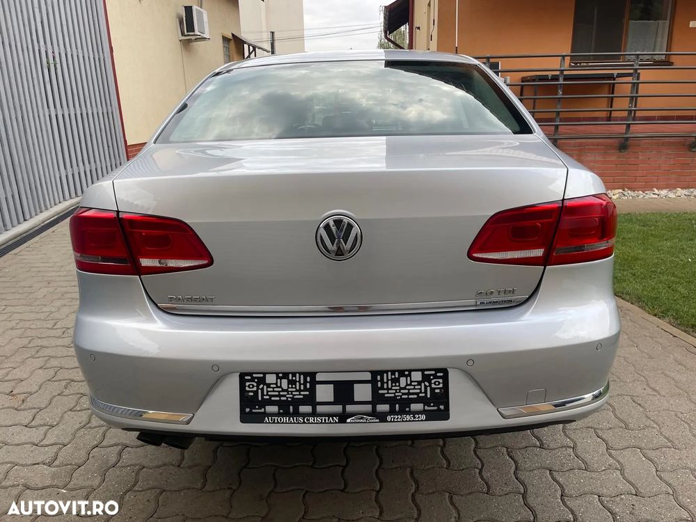 Volkswagen Passat 2.0 Blue TDI SCR Comfortline - 7