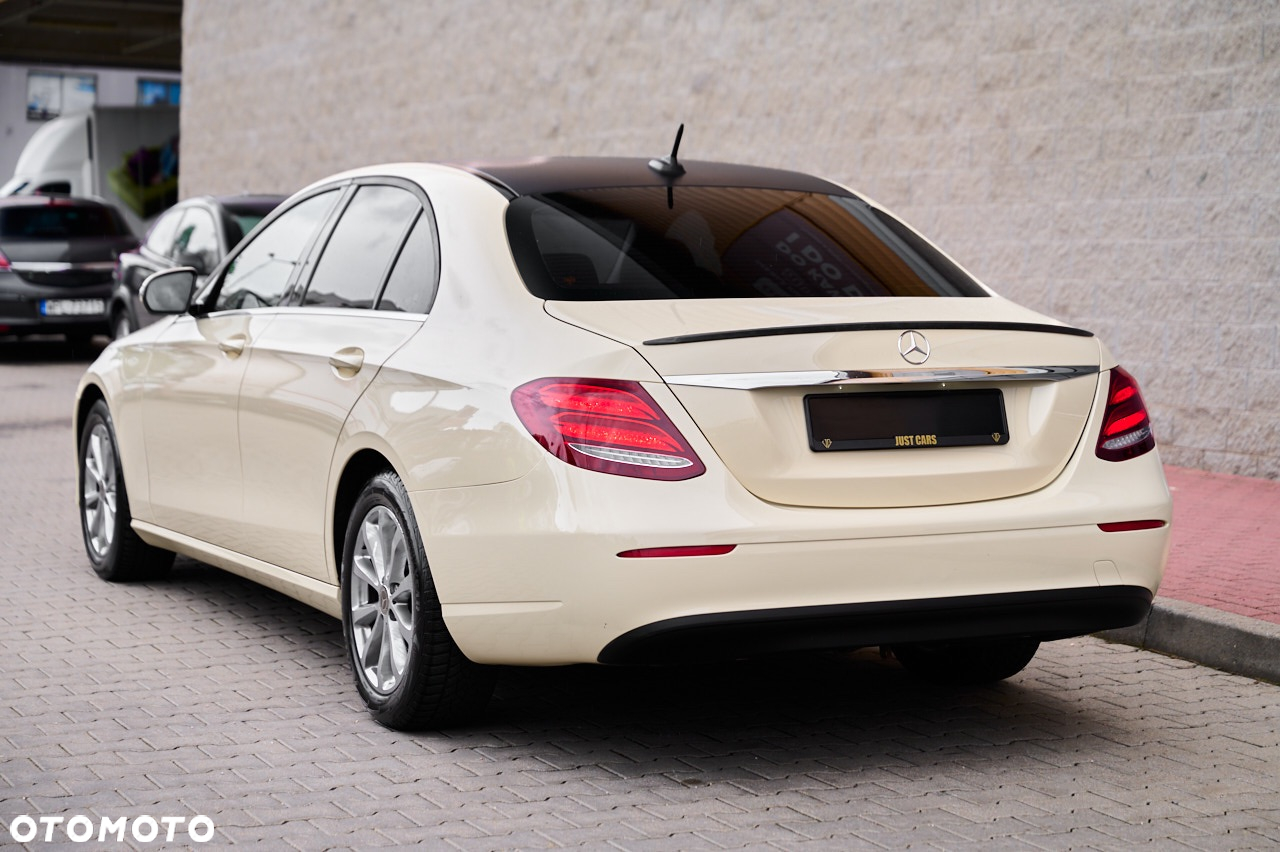 Mercedes-Benz Klasa E 200 d 9G-TRONIC - 10