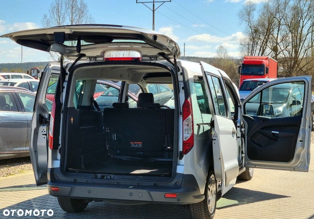 Ford Transit Connect - 8
