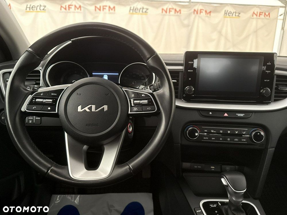 Kia Ceed - 15