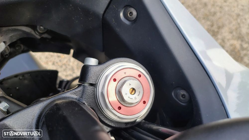 Moto Guzzi Stelvio Duecento Tributo edição limitada n° 219 - 24