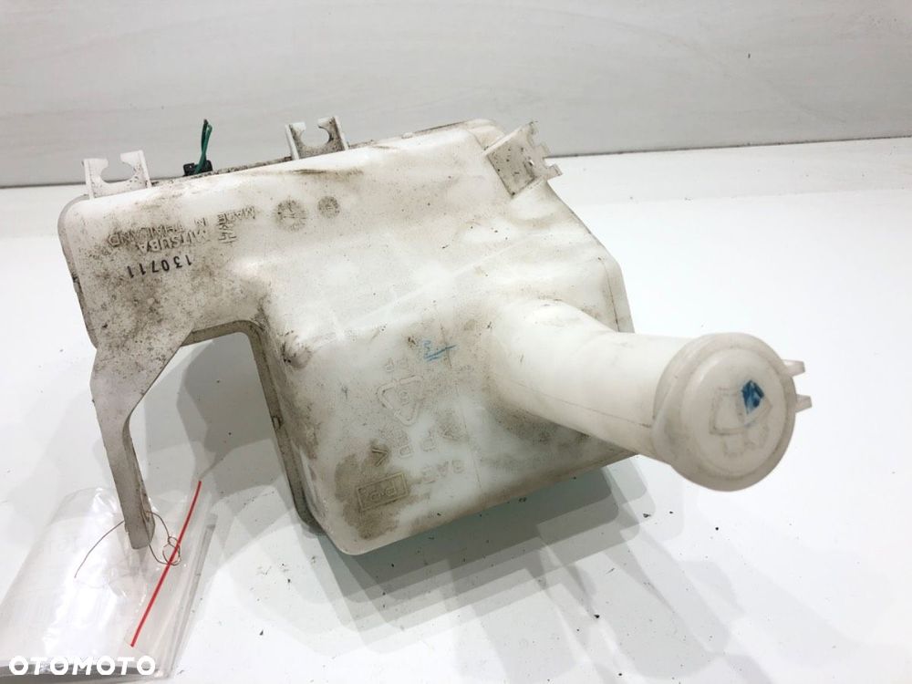 ZBIORNIK SPRYSKIWACZY  MITSUBISHI MIRAGE / SPACE STAR VI liftback (A0_A) 2012 - 2022 1.0 (A05A) 52 - 2
